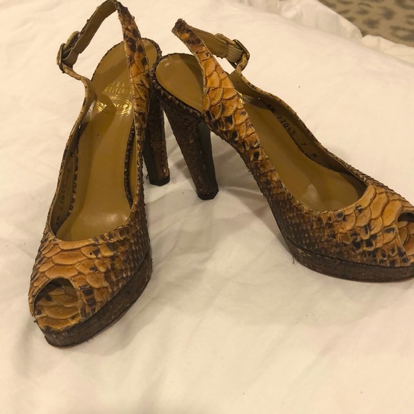 AMAZING SNAKE SKIN STUART WEITZMAN - Picture 1 of 5